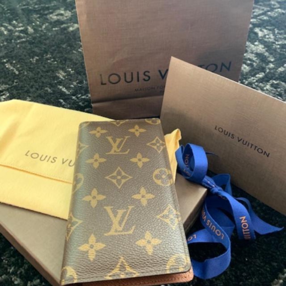 Louis Vuitton - Pocket Agenda/wallet